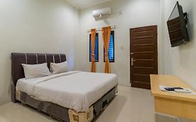 Vandolia Guest House Medan Redpartner
